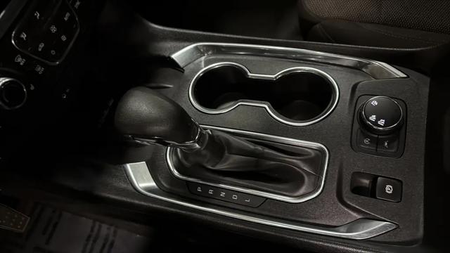 2023 Chevrolet Traverse AWD LT Cloth