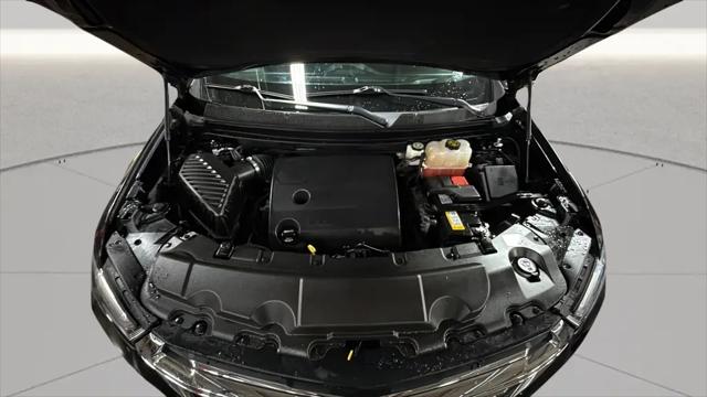 2023 Chevrolet Traverse AWD LT Cloth