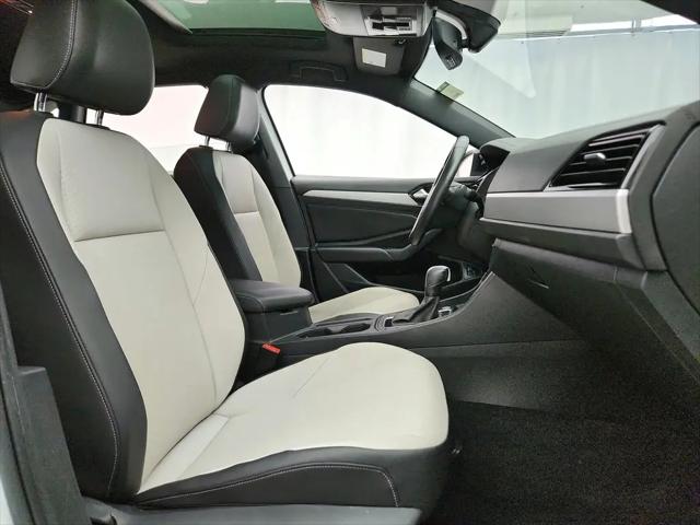2021 Volkswagen Jetta 1.4T R-Line