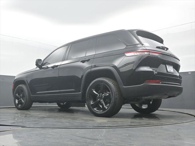 2023 Jeep Grand Cherokee Altitude 4x4