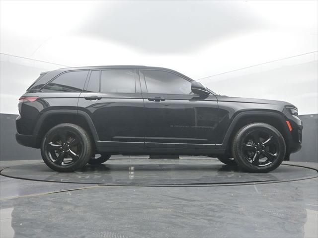 2023 Jeep Grand Cherokee Altitude 4x4