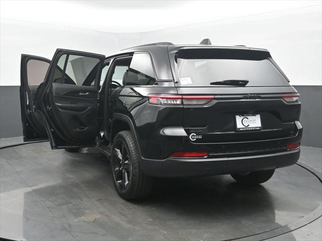 2023 Jeep Grand Cherokee Altitude 4x4