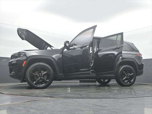 2023 Jeep Grand Cherokee Altitude 4x4
