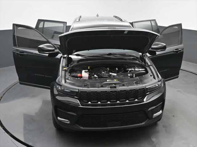 2023 Jeep Grand Cherokee Altitude 4x4