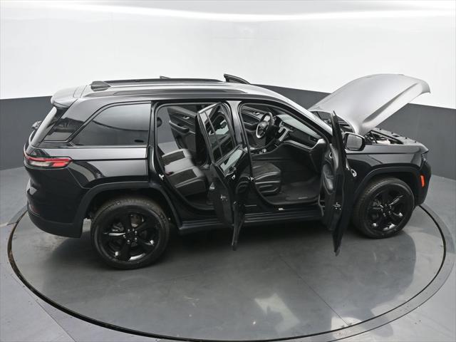 2023 Jeep Grand Cherokee Altitude 4x4