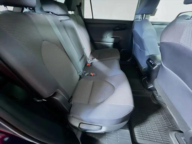 2020 Toyota Highlander LE