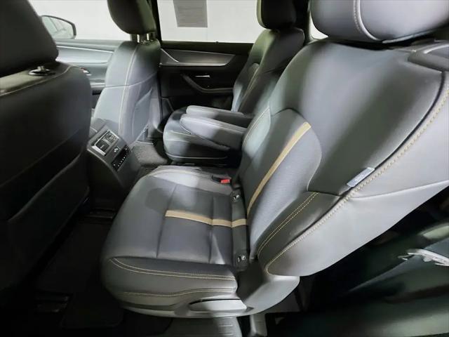2024 Mazda X-90 Premium Plus