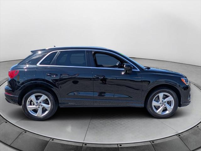 2020 Audi Q3 Premium 45 TFSI quattro Tiptronic 2020 Audi Q3 Premium 45 TFSI quattro Tiptronic
