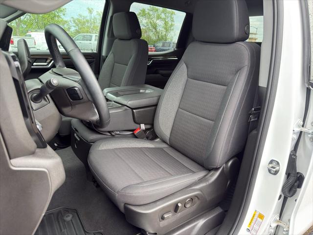 2024 Chevrolet Silverado 1500 4WD Crew Cab Short Bed RST