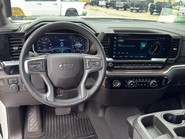 2024 Chevrolet Silverado 1500 4WD Crew Cab Short Bed RST
