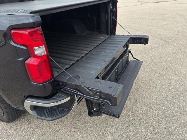 2023 Chevrolet Silverado 1500 4WD Crew Cab Short Bed LTZ