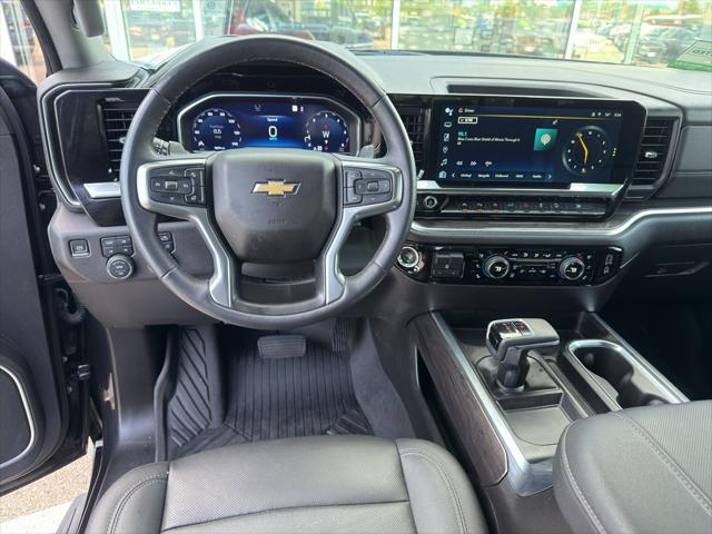 2023 Chevrolet Silverado 1500 4WD Crew Cab Short Bed LTZ