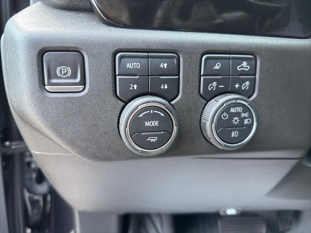 2023 Chevrolet Silverado 1500 4WD Crew Cab Short Bed LTZ