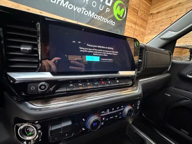 2023 Chevrolet Silverado 1500 4WD Crew Cab Short Bed RST