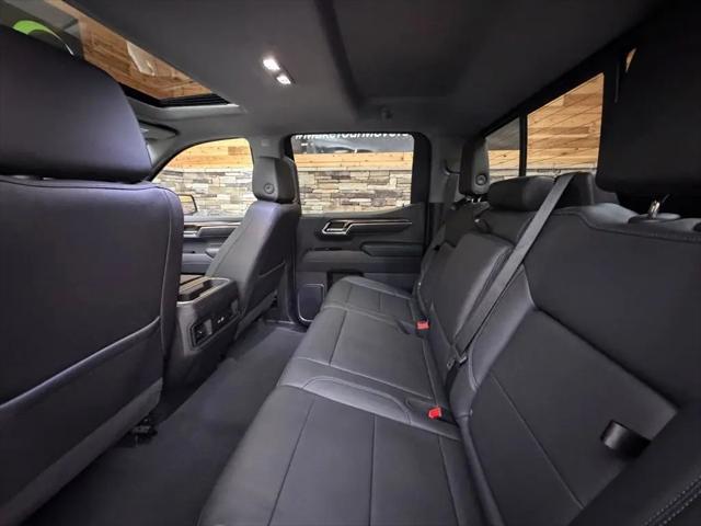 2023 Chevrolet Silverado 1500 4WD Crew Cab Short Bed RST