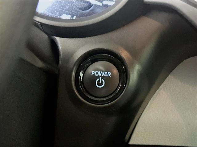 2025 Toyota Sienna LE