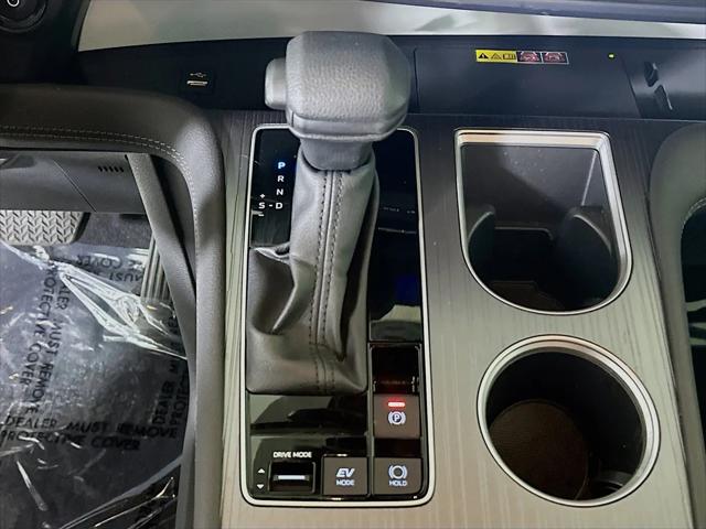 2025 Toyota Sienna LE