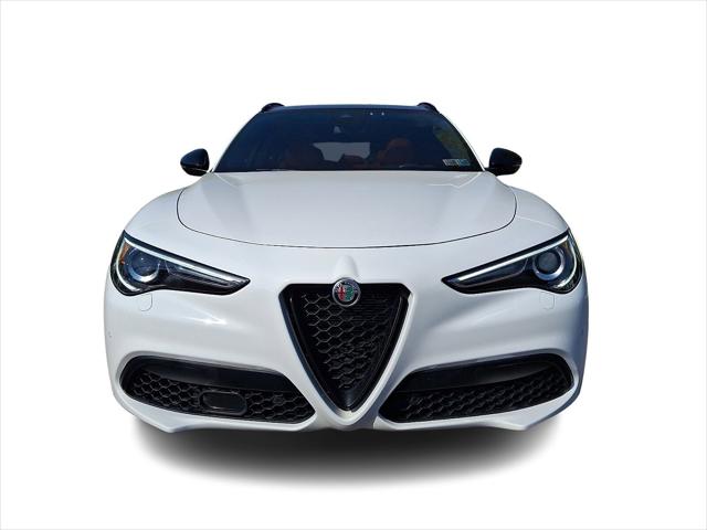 2023 Alfa Romeo Stelvio Veloce AWD 2023 Alfa Romeo Stelvio Veloce AWD