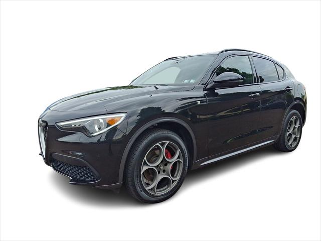 2023 Alfa Romeo Stelvio Ti AWD 2023 Alfa Romeo Stelvio Ti AWD