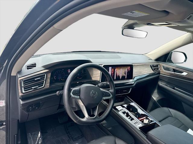 2025 Volkswagen Atlas 2.0T SEL