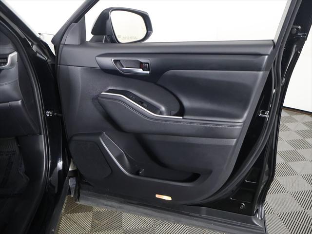 2025 Toyota Highlander XSE