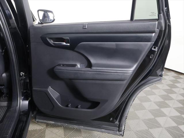2025 Toyota Highlander XSE
