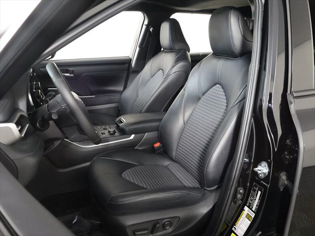 2025 Toyota Highlander XSE