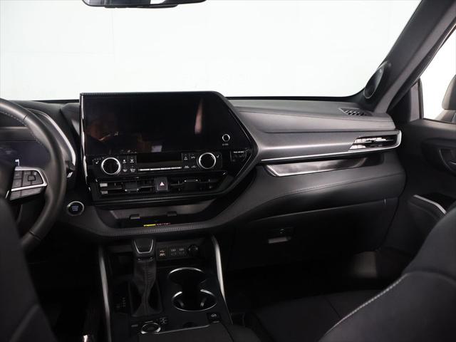 2025 Toyota Highlander XSE