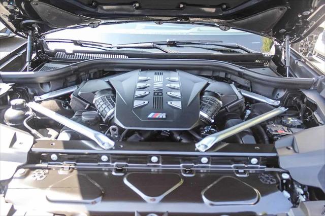 2026 BMW X7 M60i