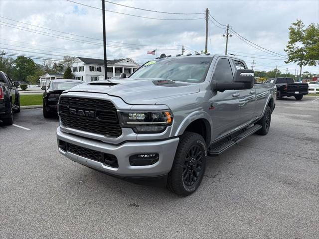 2024 Ram 3500 Limited Crew Cab 4x4 8' Box