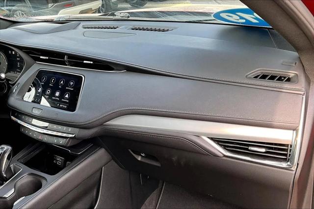 2019 Cadillac XT4 Premium Luxury