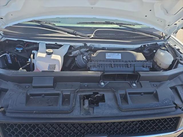 2023 Chevrolet Express Cutaway Work Van