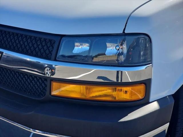 2023 Chevrolet Express Cutaway Work Van