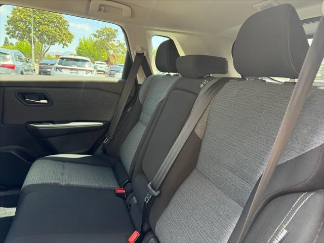 2023 Nissan Rogue SV FWD
