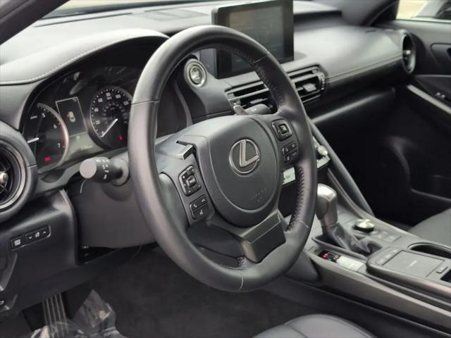 2024 Lexus IS 300 F SPORT Design