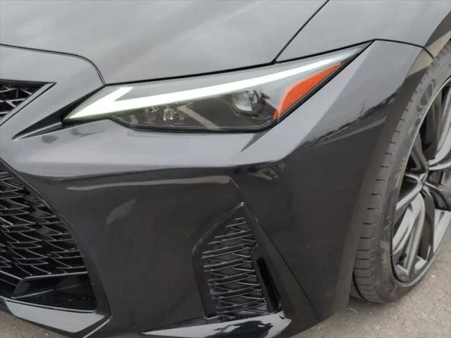 2024 Lexus IS 300 F SPORT Design