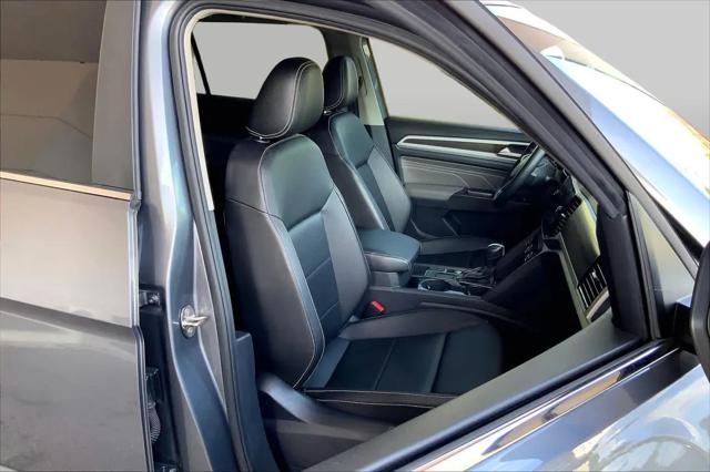 2023 Volkswagen Atlas 2.0T SE w/Technology