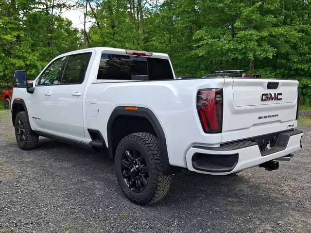 2026 GMC Sierra 2500HD Crew Cab, Standard Bed, AT4, 4WD