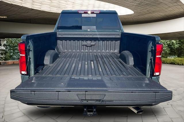 2026 Chevrolet Silverado 2500HD Crew Cab, Standard Bed, LTZ, 4WD