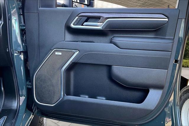 2026 Chevrolet Silverado 2500HD Crew Cab, Standard Bed, LTZ, 4WD