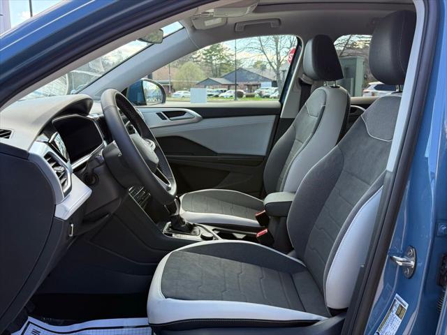 2026 Volkswagen Taos SE