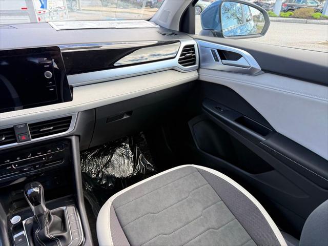2026 Volkswagen Taos SE