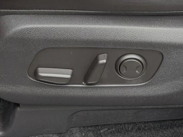 2024 Kia Carnival MPV EX