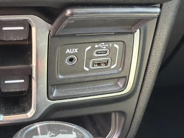 2025 Jeep Wrangler 4-Door Summit 4x4