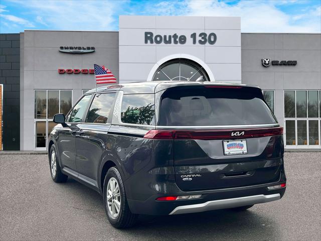 2024 Kia Carnival MPV LX Seat Package