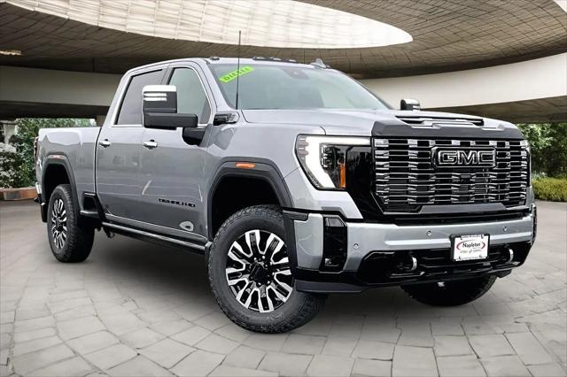 2026 GMC Sierra 2500HD Crew Cab, Standard Bed, Denali Ultimate, 4WD