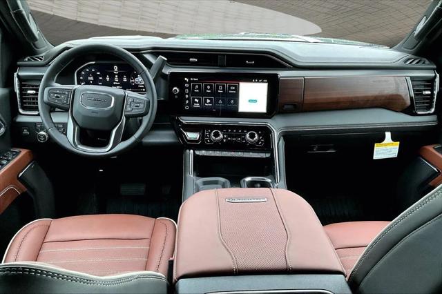 2026 GMC Sierra 2500HD Crew Cab, Standard Bed, Denali Ultimate, 4WD