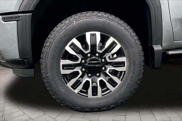 2026 GMC Sierra 2500HD Crew Cab, Standard Bed, Denali Ultimate, 4WD