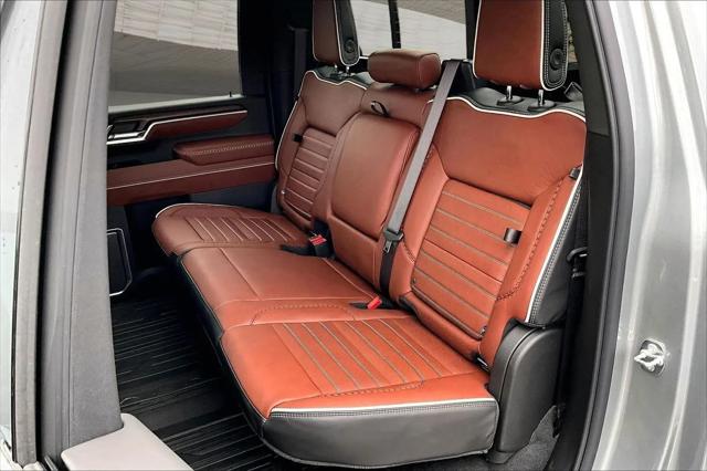 2026 GMC Sierra 2500HD Crew Cab, Standard Bed, Denali Ultimate, 4WD