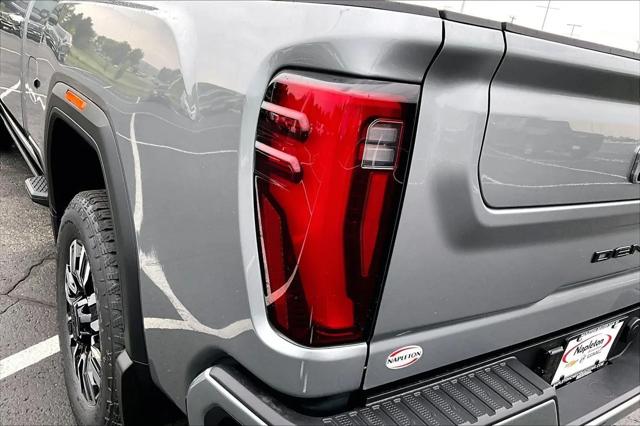 2026 GMC Sierra 2500HD Crew Cab, Standard Bed, Denali Ultimate, 4WD